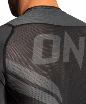 Venum Rashguard One FC Impact schwarz kurz